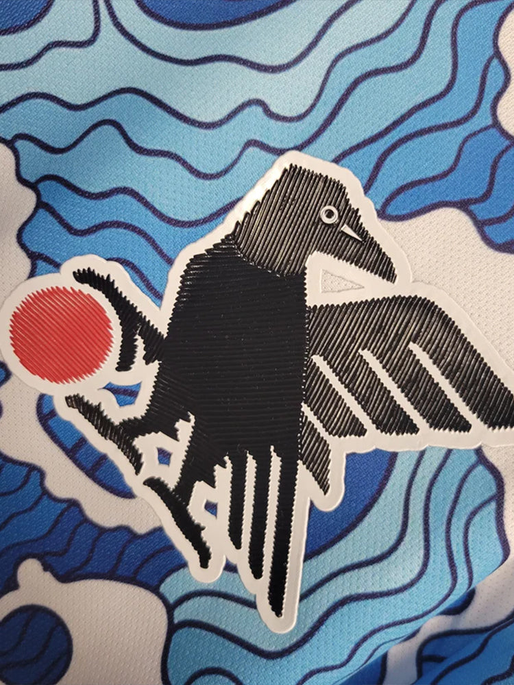 logo du Maillot de football concept bleu de l'équipe du Japon décoré avec les vagues de Kanagawa de l'artiste Hokusai