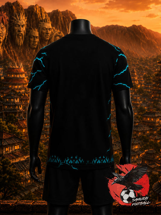 Maillot de Naruto Shippuden noir avec des éclairs bleus en référence à Minato. Vue de dos