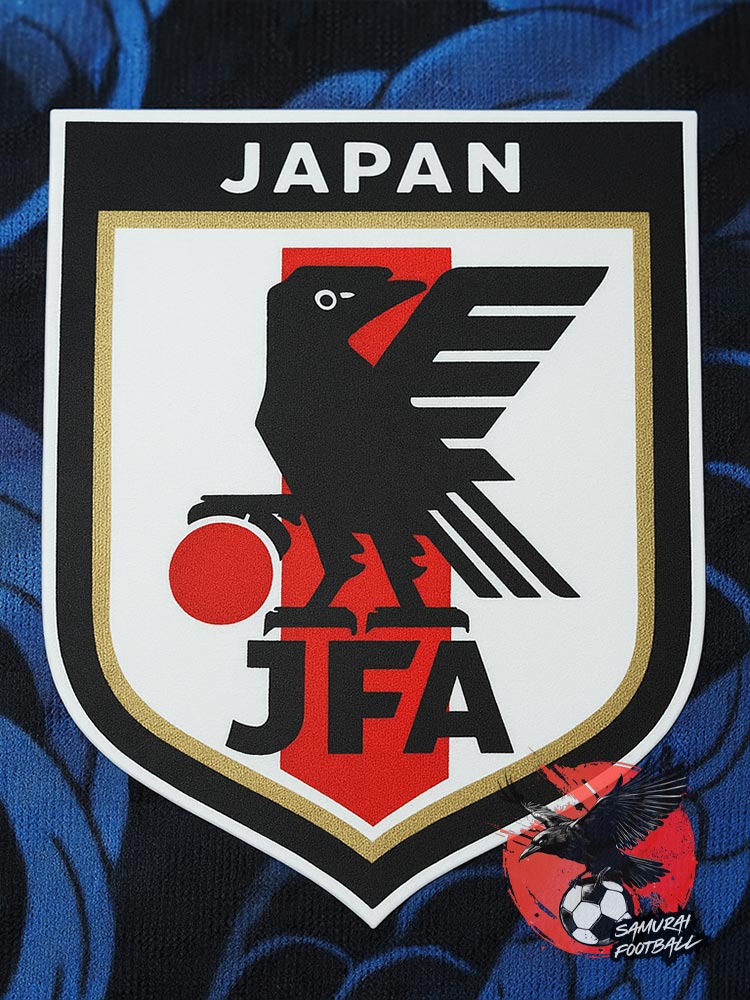 Logo du Japon sur le maillot "Serpent Bleu"