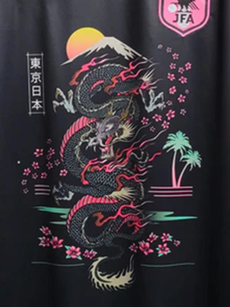 Maillot du Japon noir avec un dragon
