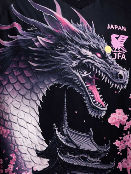 Maillot du Japon noir 2026/2027 avec un dragon rose