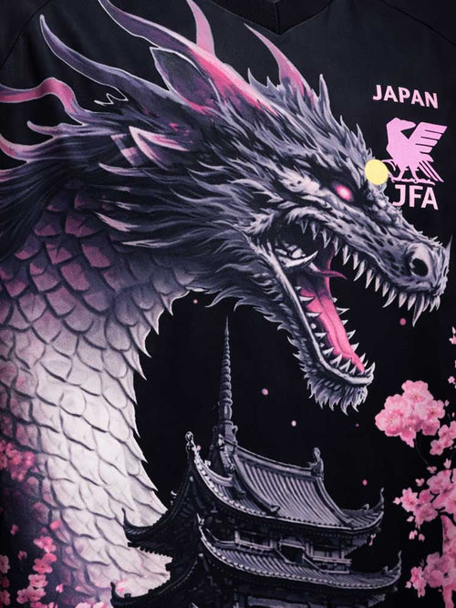 Maillot du Japon noir 2026/2027 avec un dragon rose