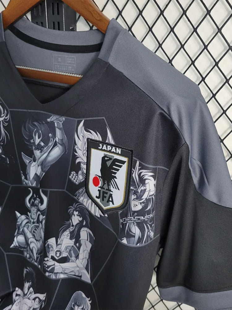 Maillot de football concept noir de l'équipe du Japon version Saint-Seiya avec les personnages du Chevalier du Zodiaque