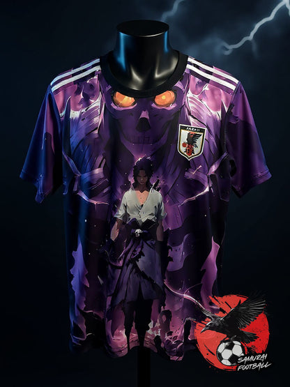 maillot du Japon Sasuke Uchiwa violet avec Susanoo éveillé et éclairs sombres.